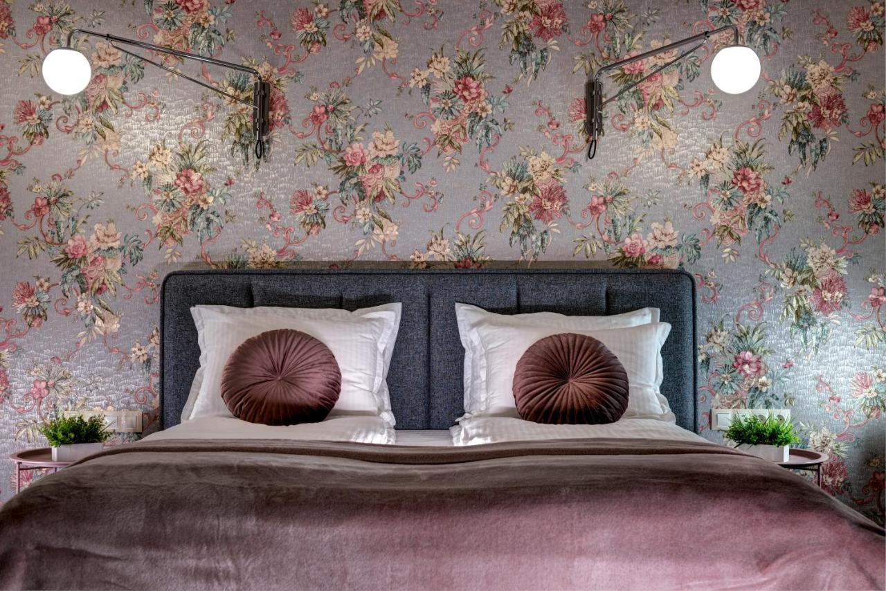 Park Hotel Kaylaka 플레벤 외부 사진