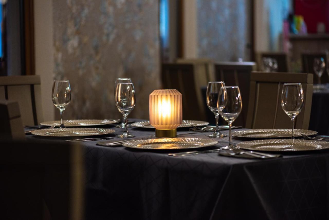 Park Hotel Kaylaka 플레벤 외부 사진