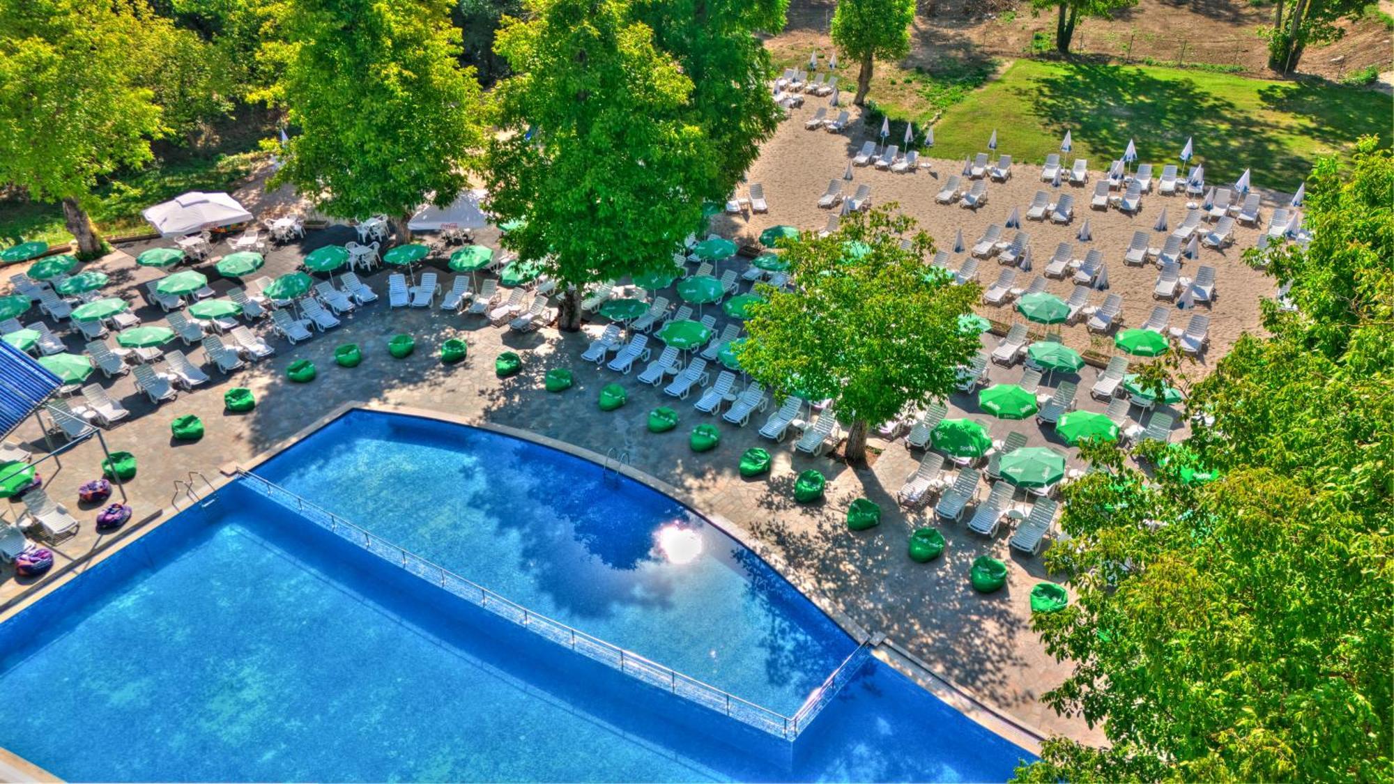 Park Hotel Kaylaka 플레벤 외부 사진